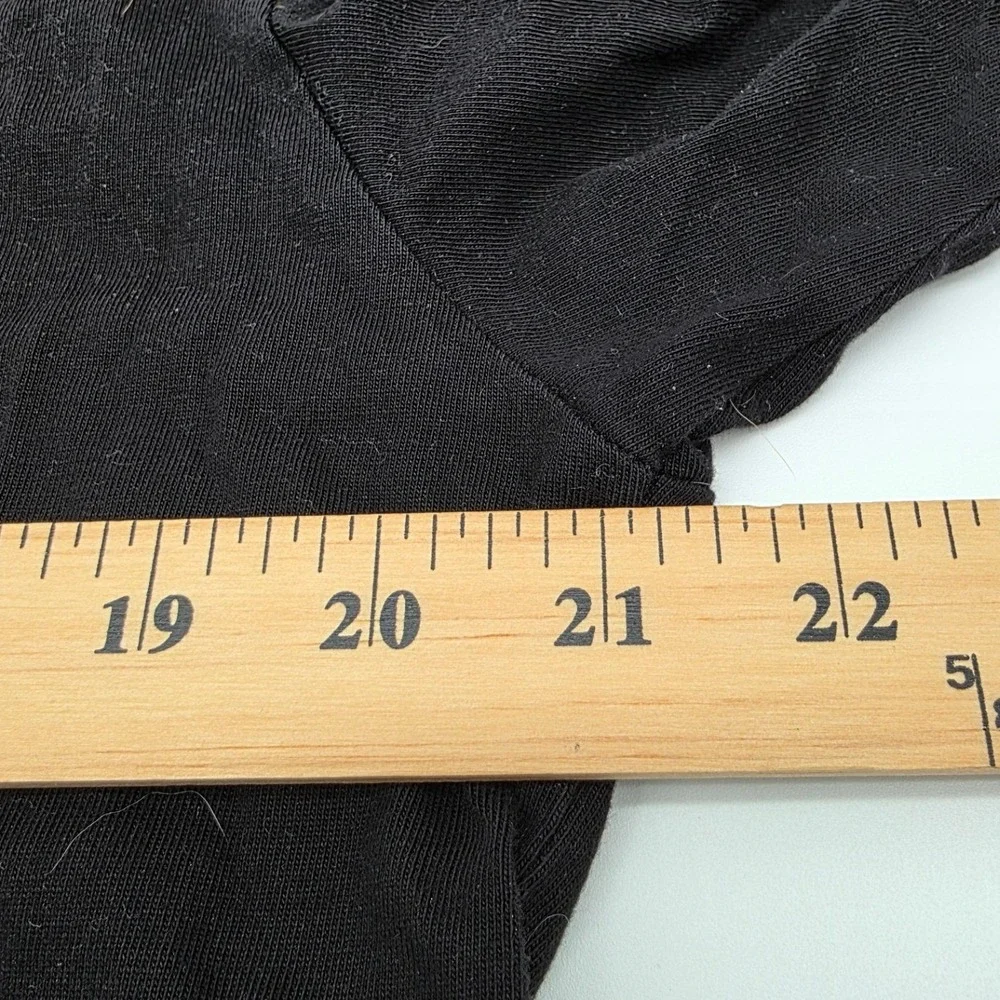 Skater Denim & Flower Graphic T-Shirt Mens Medium Black‎ Relaxed Fit California